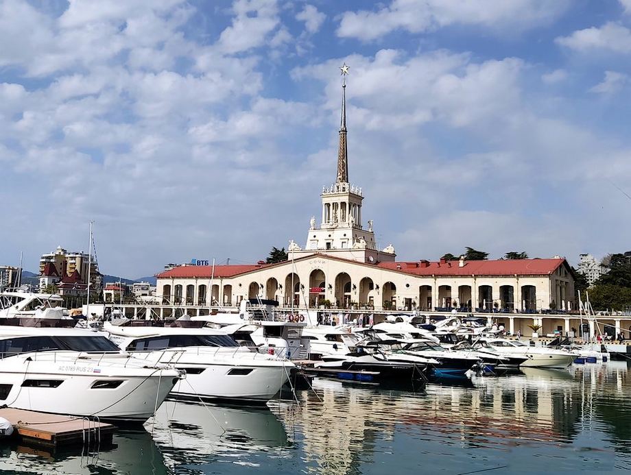 Морской вокзал Сочи