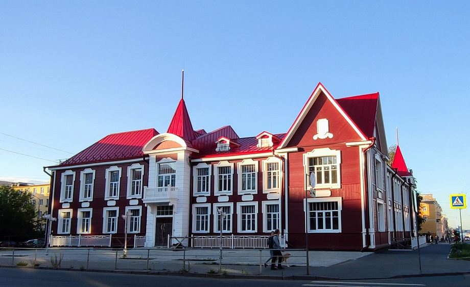 Красивый дом в Петрозаводске.